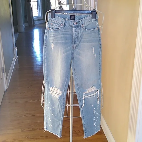 BDG Distressed Jeans - Picture 1 of 16